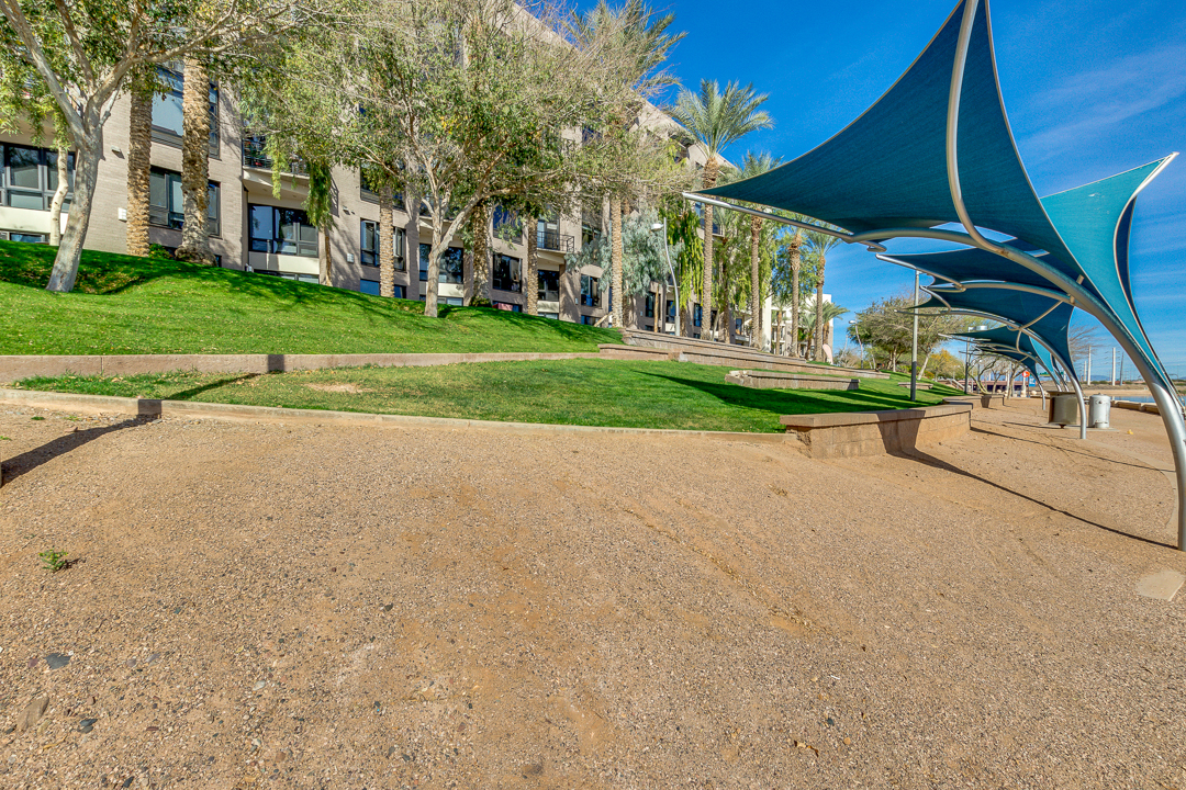 Condo for Sale near Tempe Town Lake