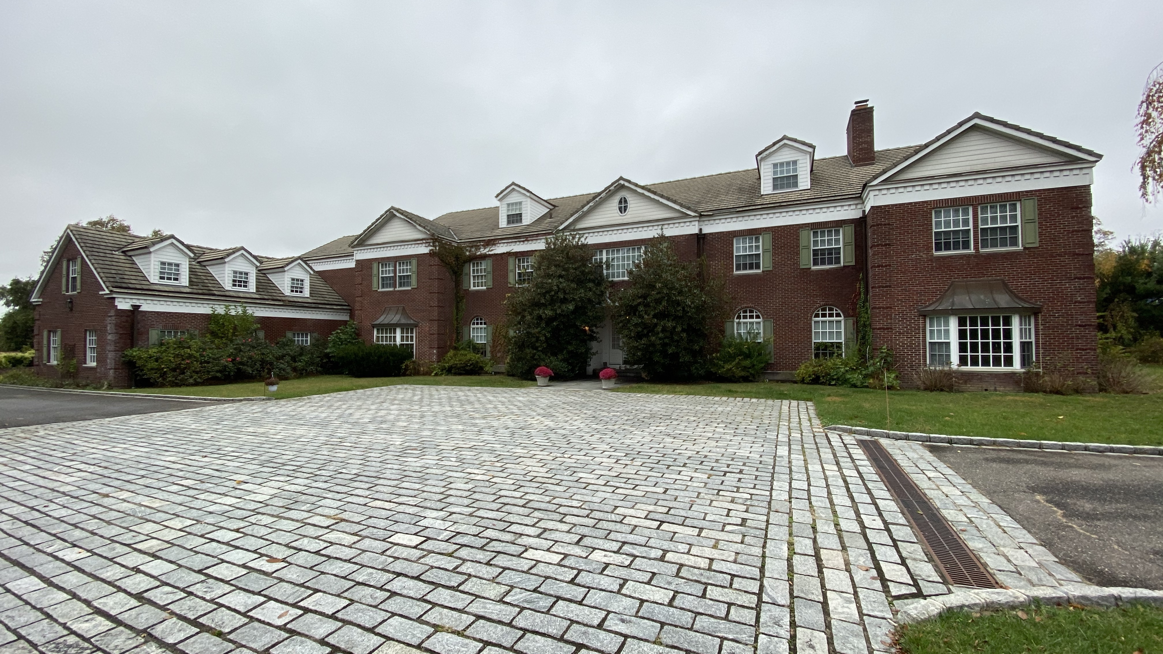 Home for Sale Plandome Manor, Manhasset, NY on 2.5 Acre