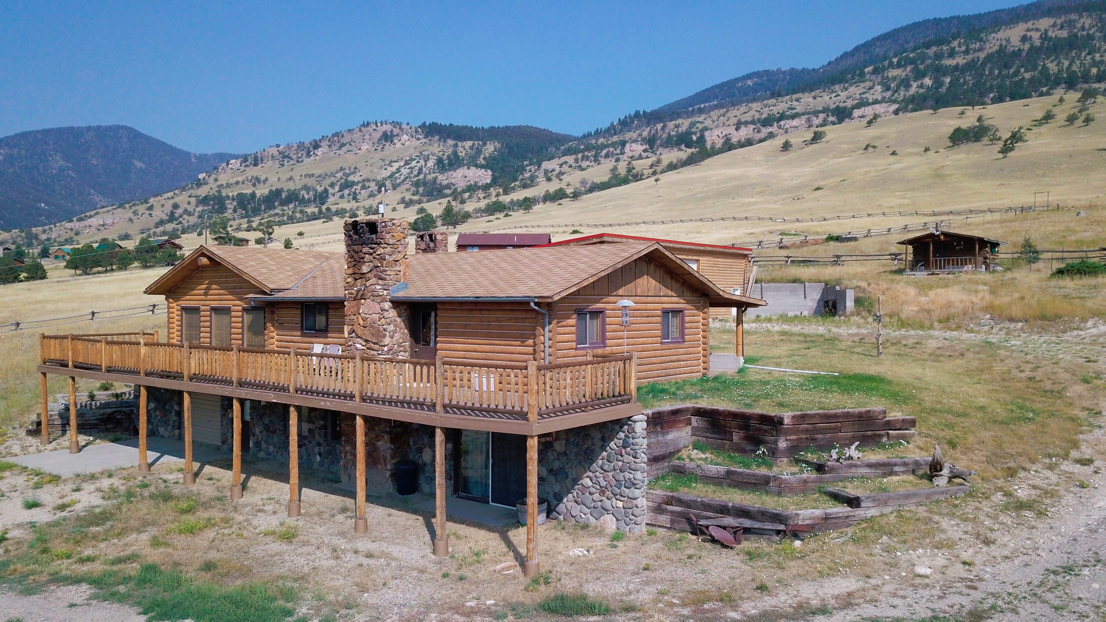 FOR SALE: 85 The Way West Rd, Cody WY 82414