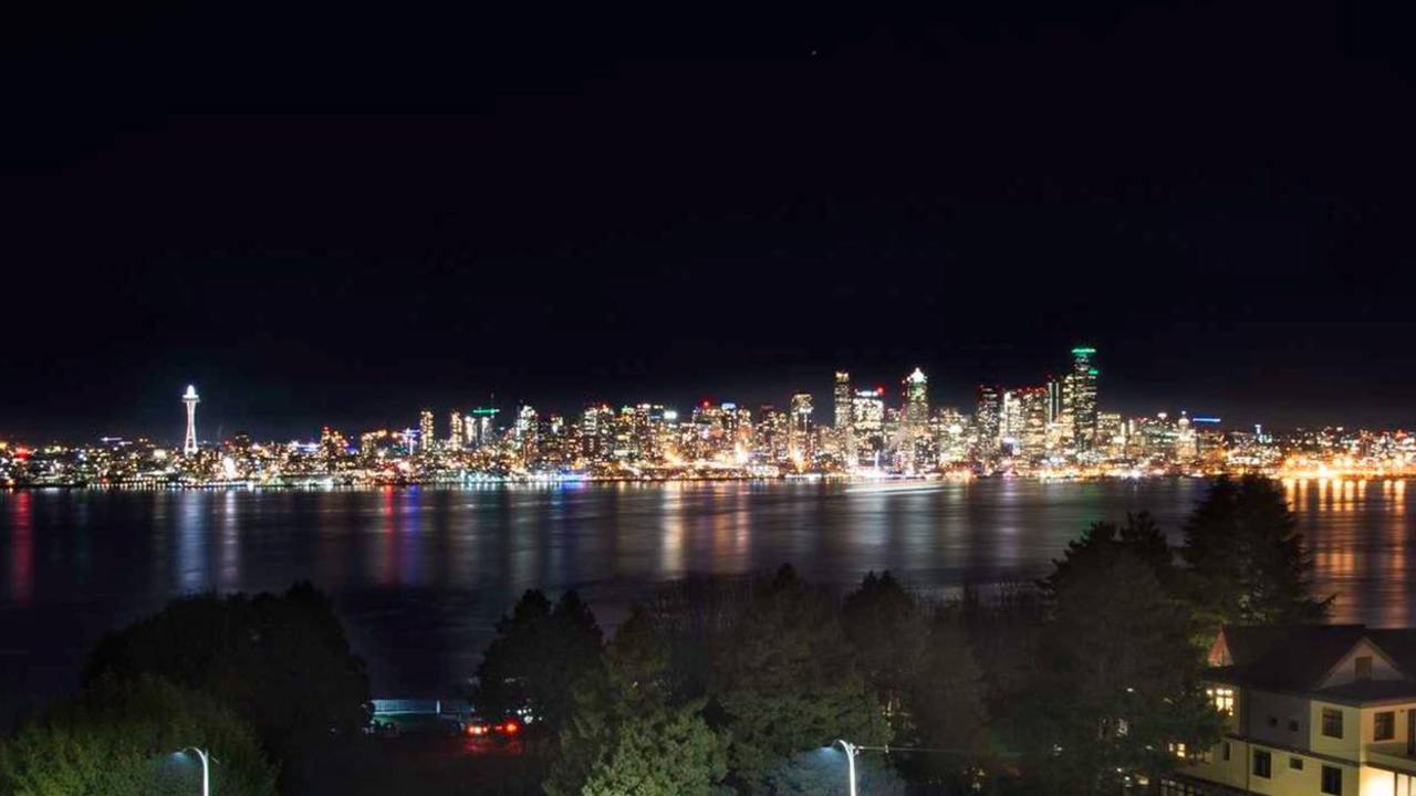 1300_view_night.jpg