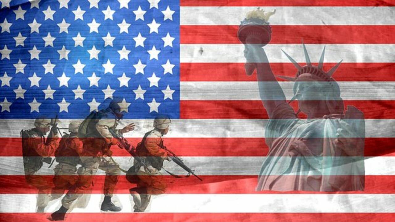 Happy_4th_of_July_flag_and_liberty.jpg