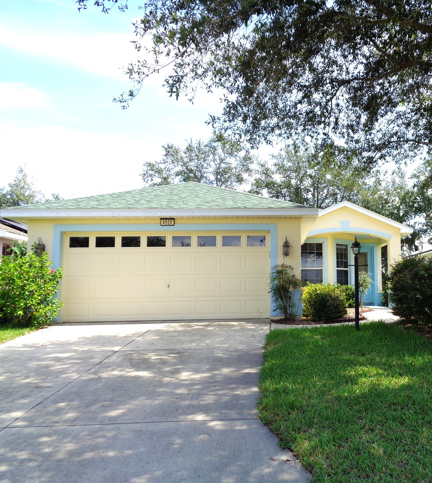 4926 PORTSMOUTH ST. TAVARES, FL 32778