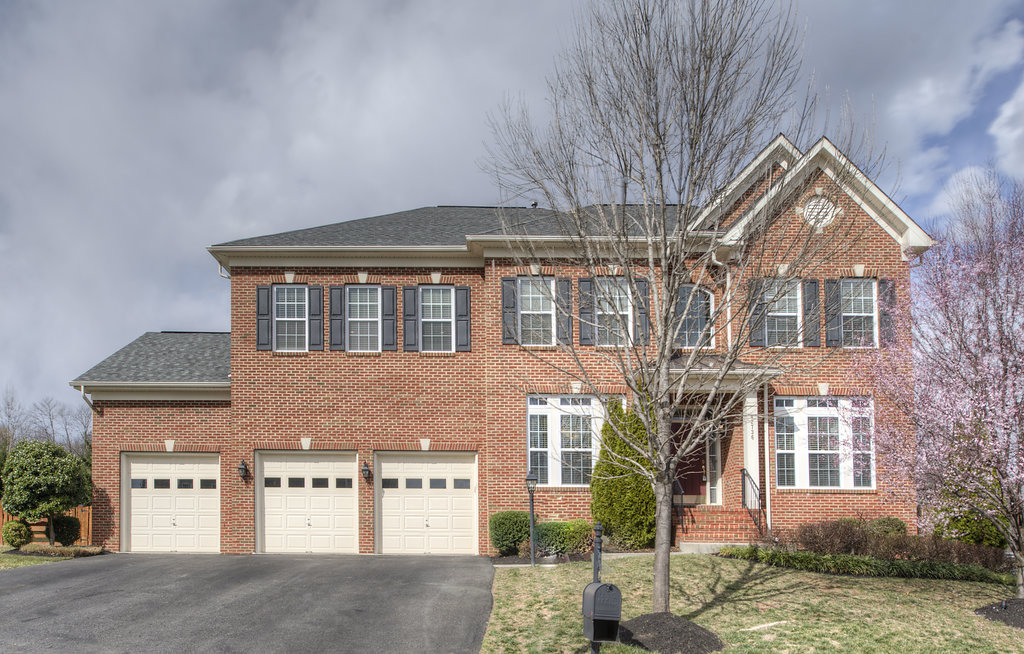 Broadlands 42736 Mount Auburn Place, VA 20148 New Pric