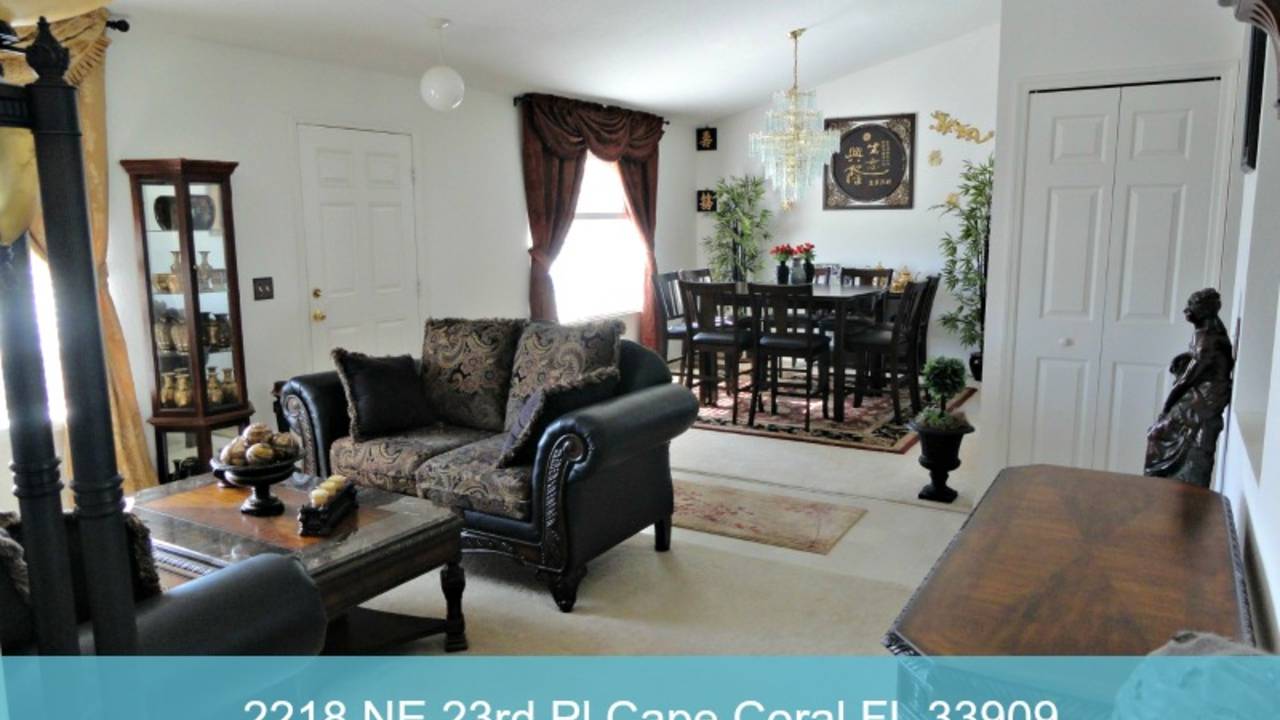 2218-NE-23rd-Pl-Cape-Coral-FL-33909-04-Living-Room-Dining-Area.jpg