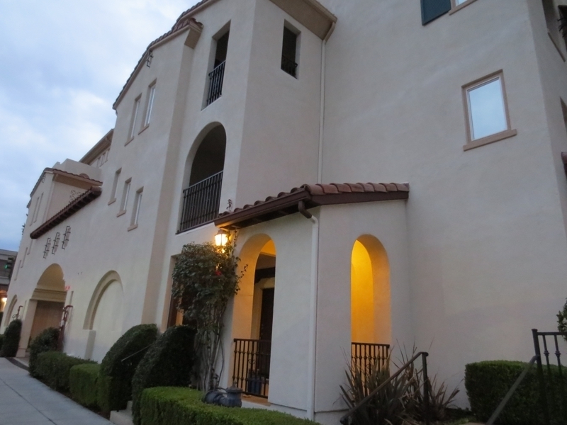 A Look At Heritage Walk Townhomes in Pasadena