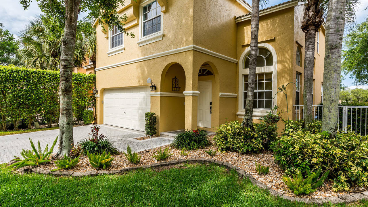 11311_NW_49th_Dr_Coral_Springs_front.jpg