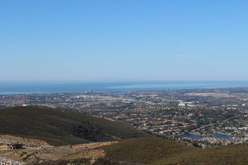 Double_Peak_Park_views_to_the_west.JPG