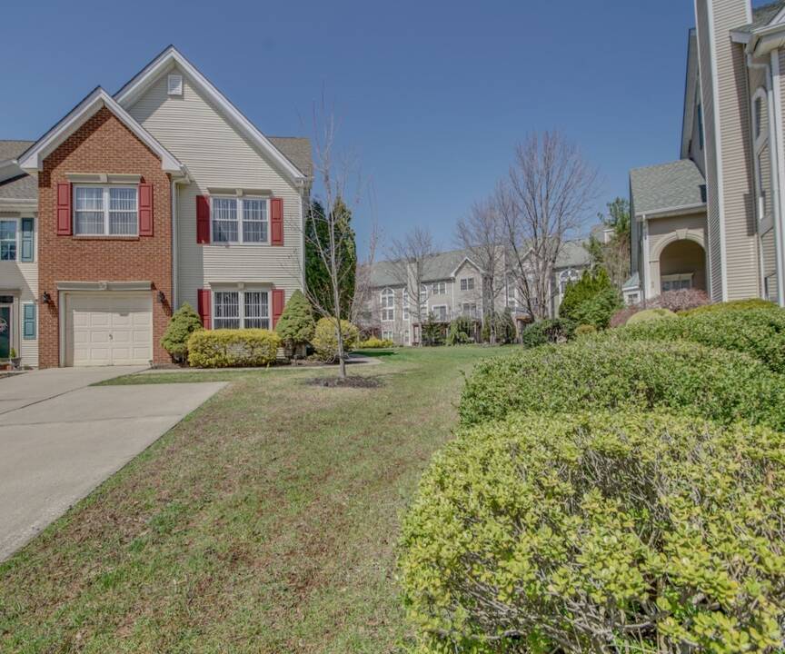 50_Augusta_Ln_Blackwood_NJ_08012_Valleybrook_(14).jpg