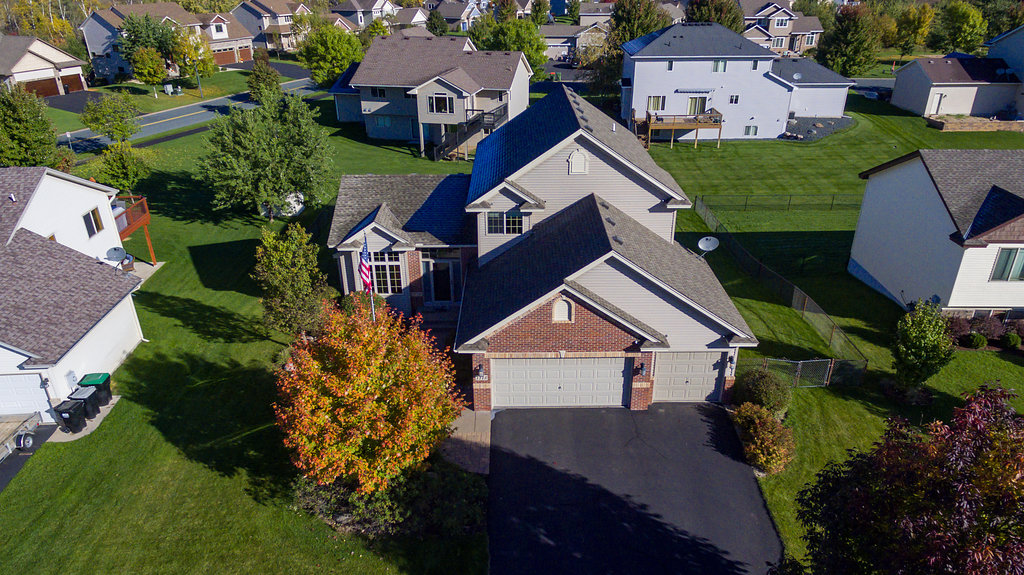 This homeforsale in Andover would look good on you! S