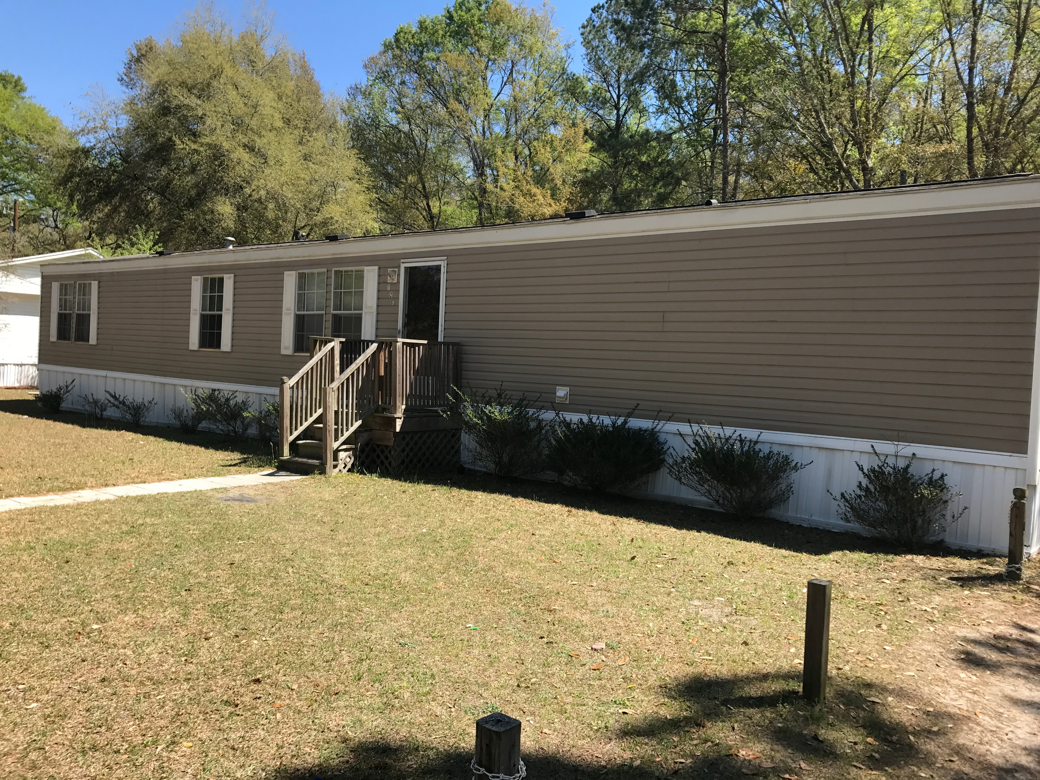 Beautiful Summerville Mobile Home with 1/2 Acre Fenced