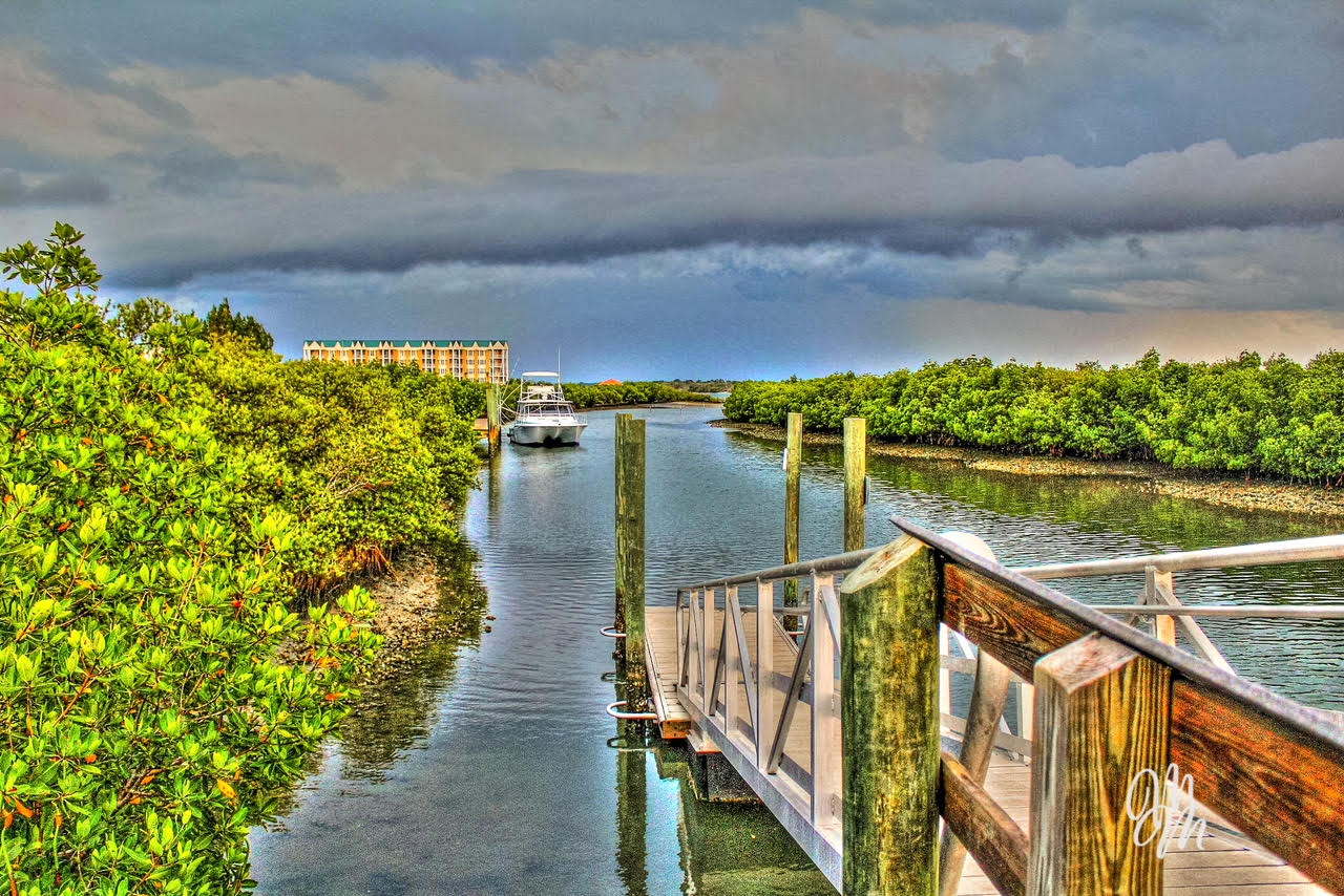 Waterfront Canal Homes in Daytona and South Daytona