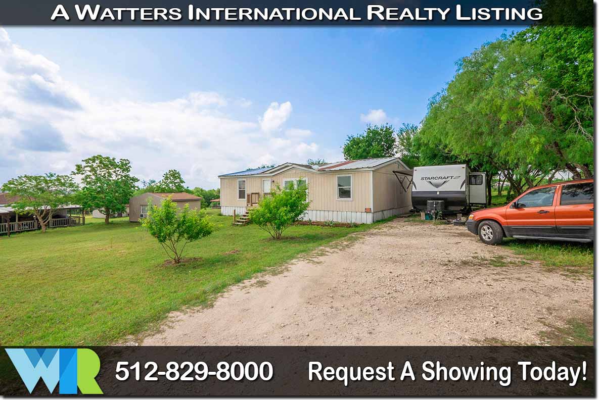 1115 Grandview DR San Marcos, TX 78666