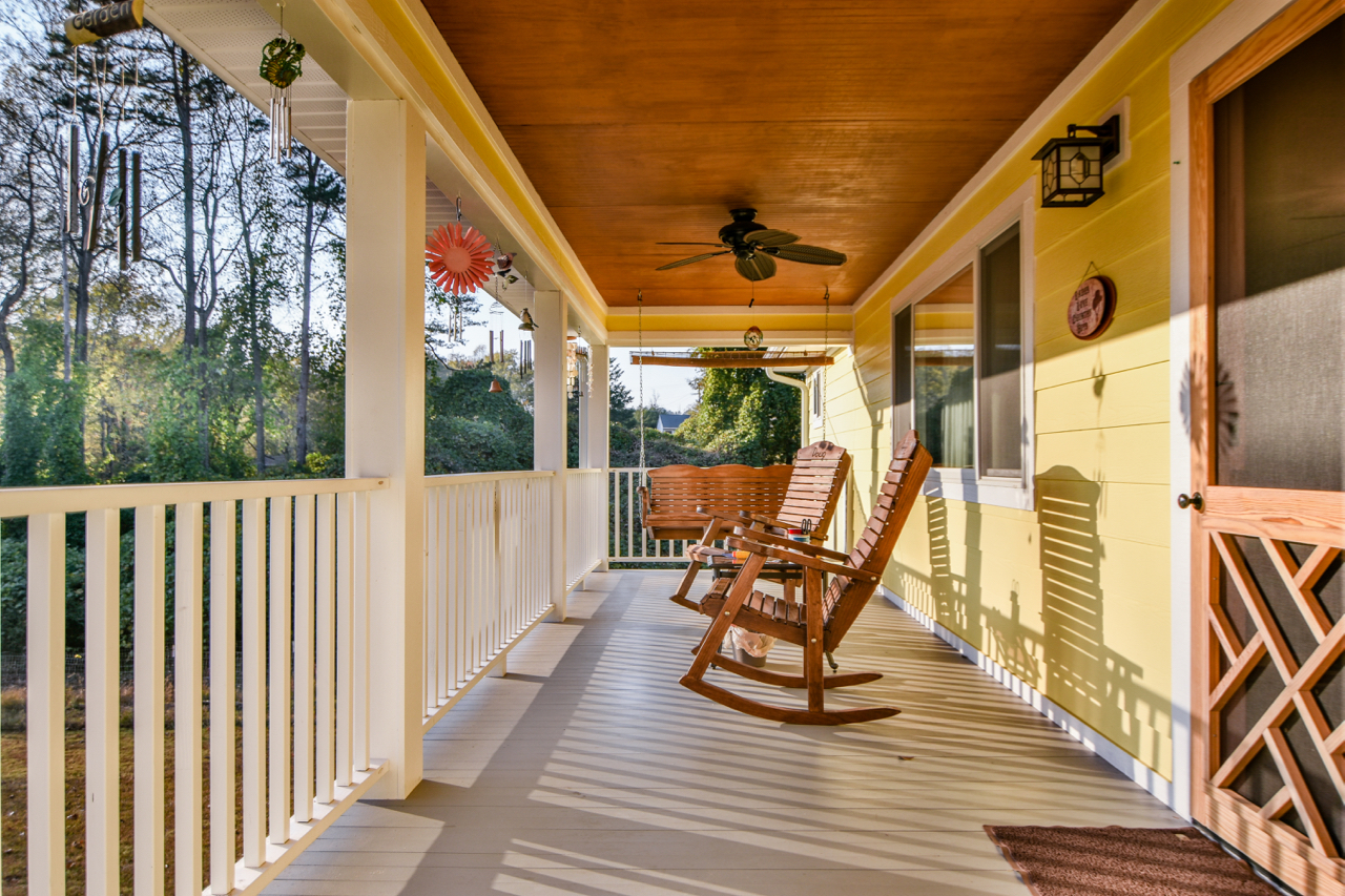 REDUCED CUSTOM BUILT HOME 121 Waynes Dr. Easley, SC