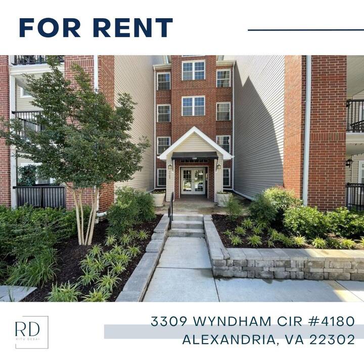 Come_Check_Out_This_Move-in_Ready___Recently_Fully_Renovated_1-Bedroom_Condo_in_a_Vibrant_Gated_Community!__Features-__Top_Floor_with_High_Ceilings___LVP_Flooring__Open_Floorplan_with_Natural_Light__Private_Balcony_.jpg
