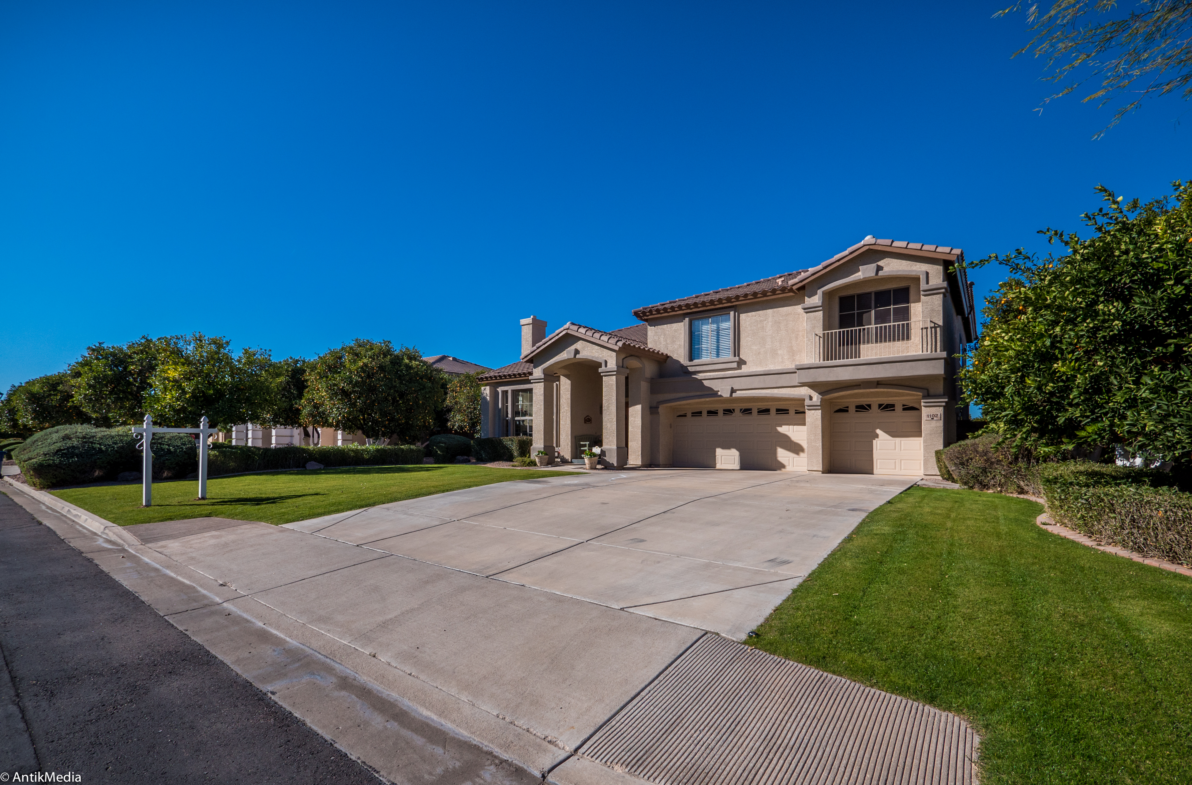 Mesa, AZ Home For Sale 5 Bed 4.5 Ba Open Floorplan Hom