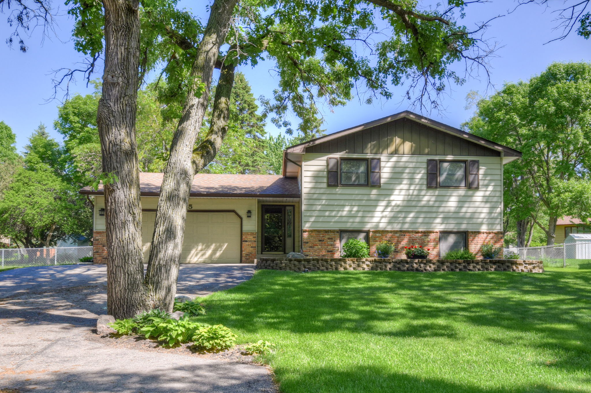 Great starter home in Coon Rapids for sale