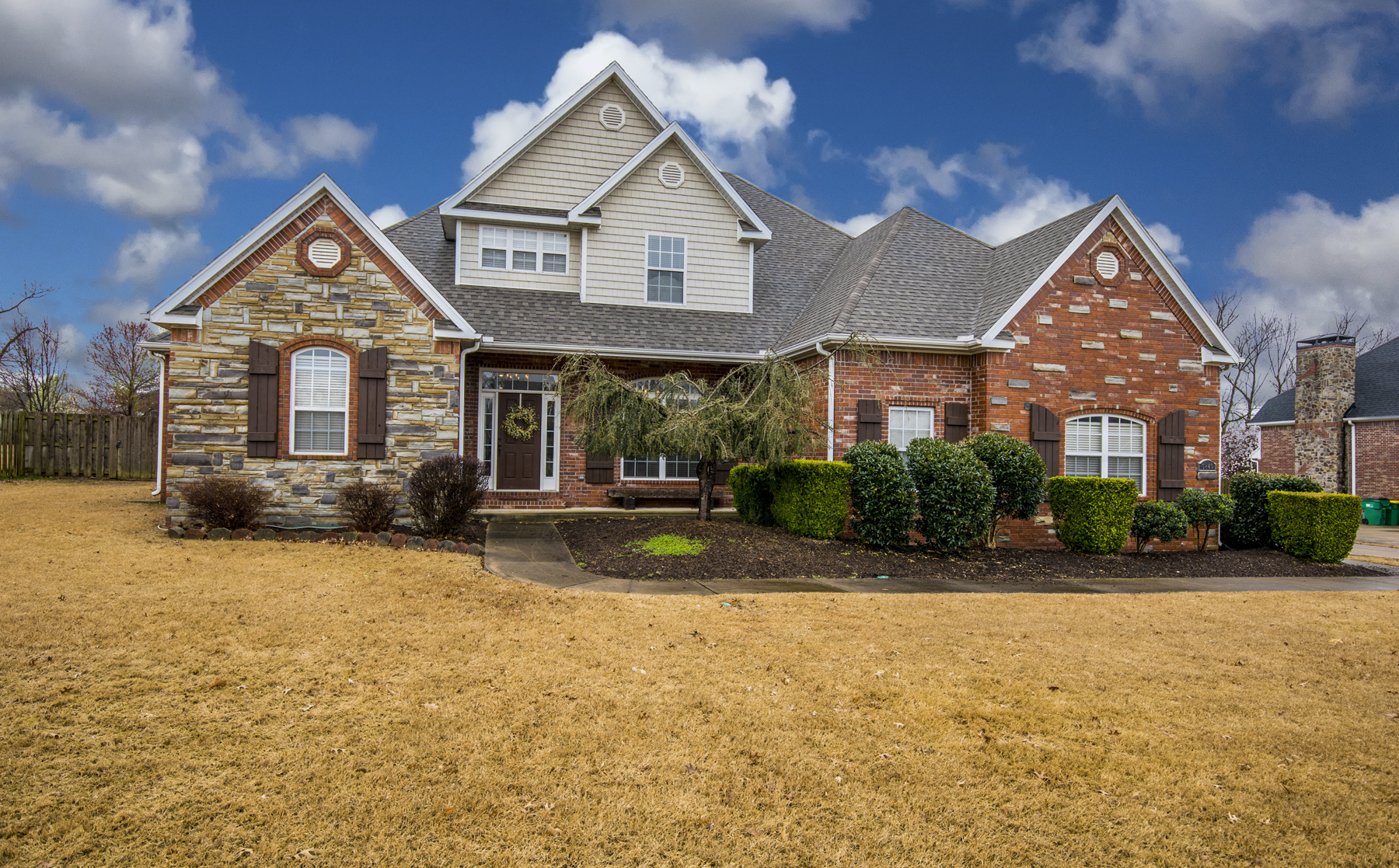 Home For Sale at 6840 Sunset Ridge Cir, Springdale AR