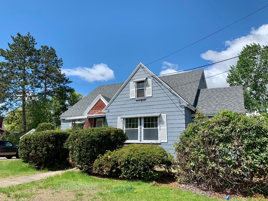 JUST LISTED in Allenstown NH Completely remodeled hom