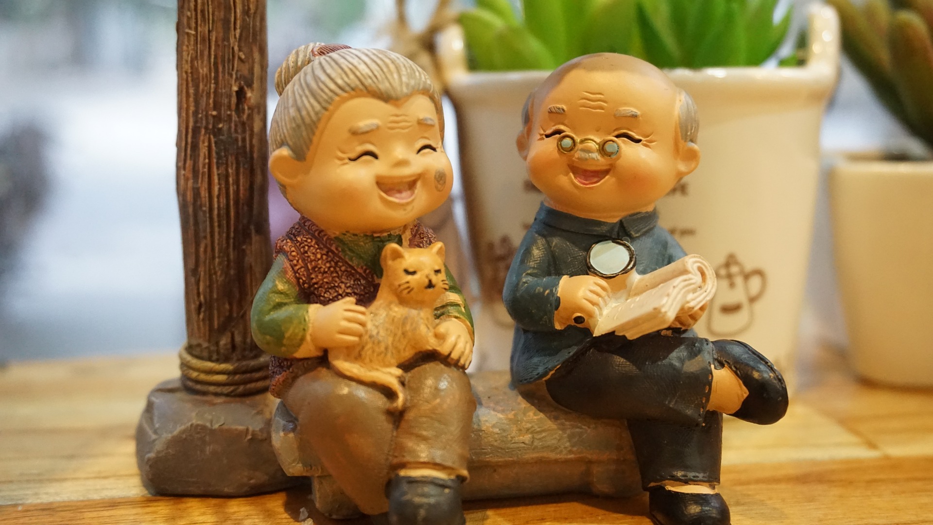 grandparents-dolls_Fususu_Pixabay.jpg