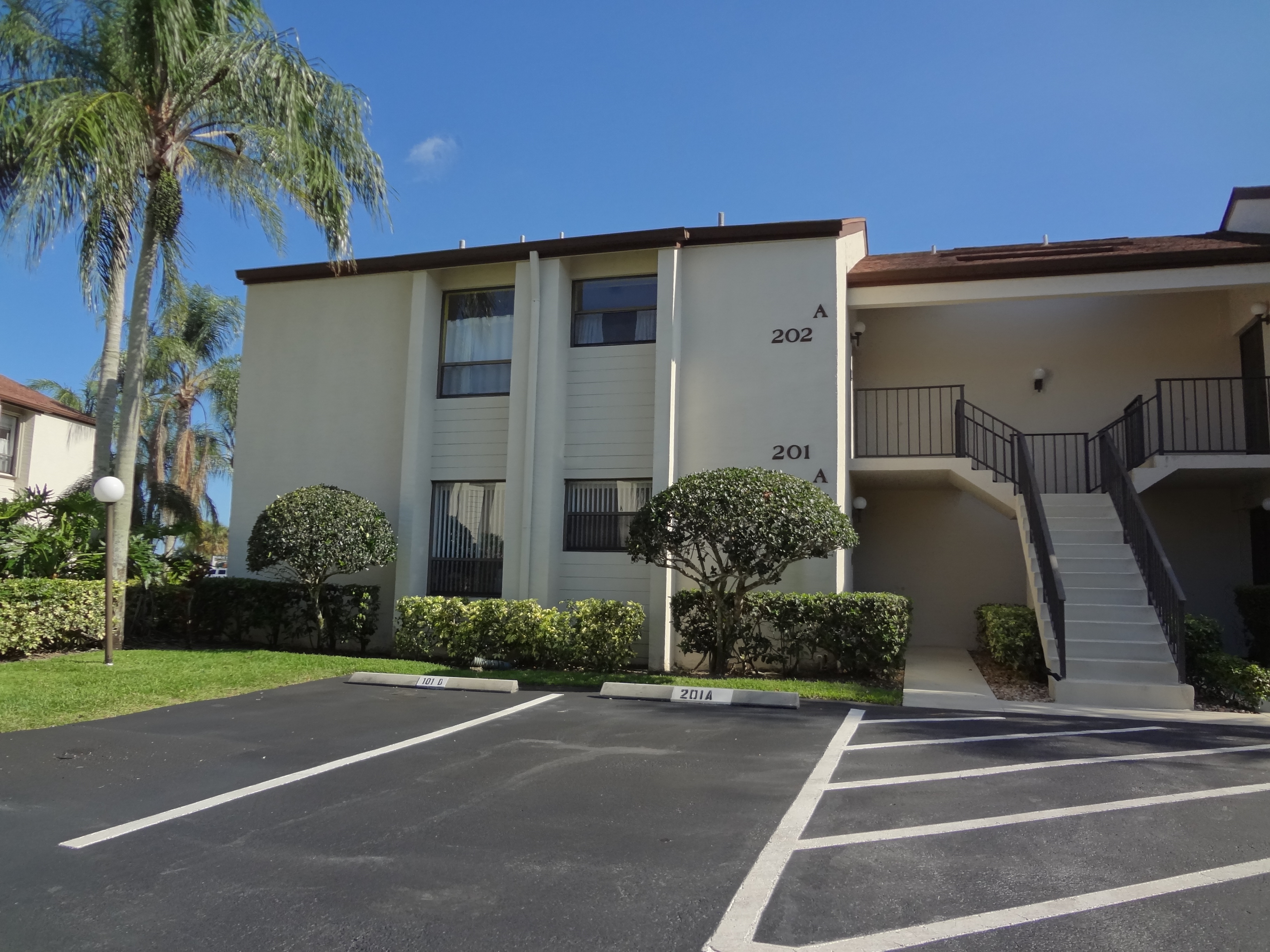 Indian Creek Golf Club of Jupiter Florida HOMES & CON