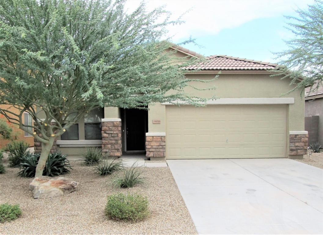 Crestfield Manor Home on CulDeSac Lot