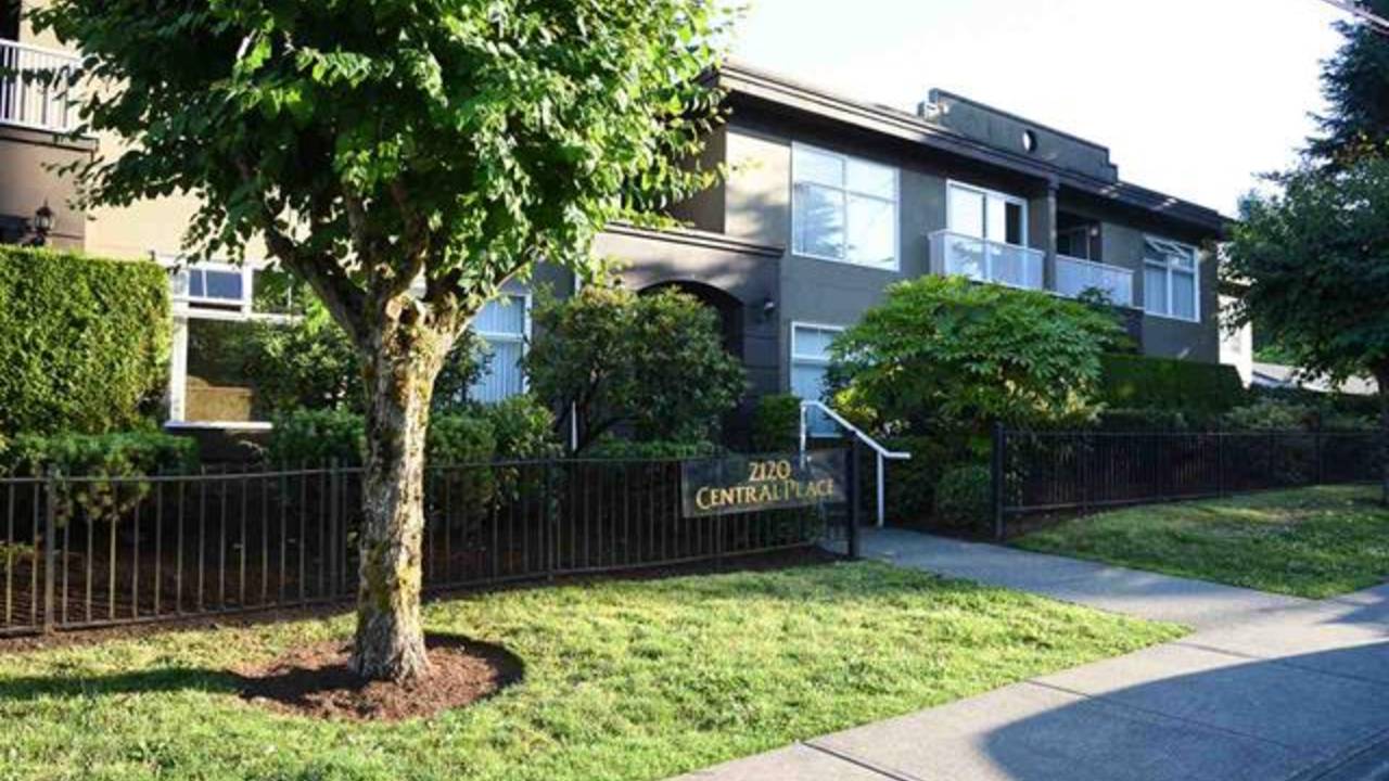 9_-_2120_Central_Avenue_Port_Coquitlam.JPG