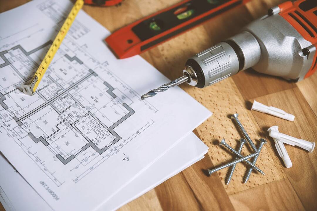Renovate_or_Move.jpg