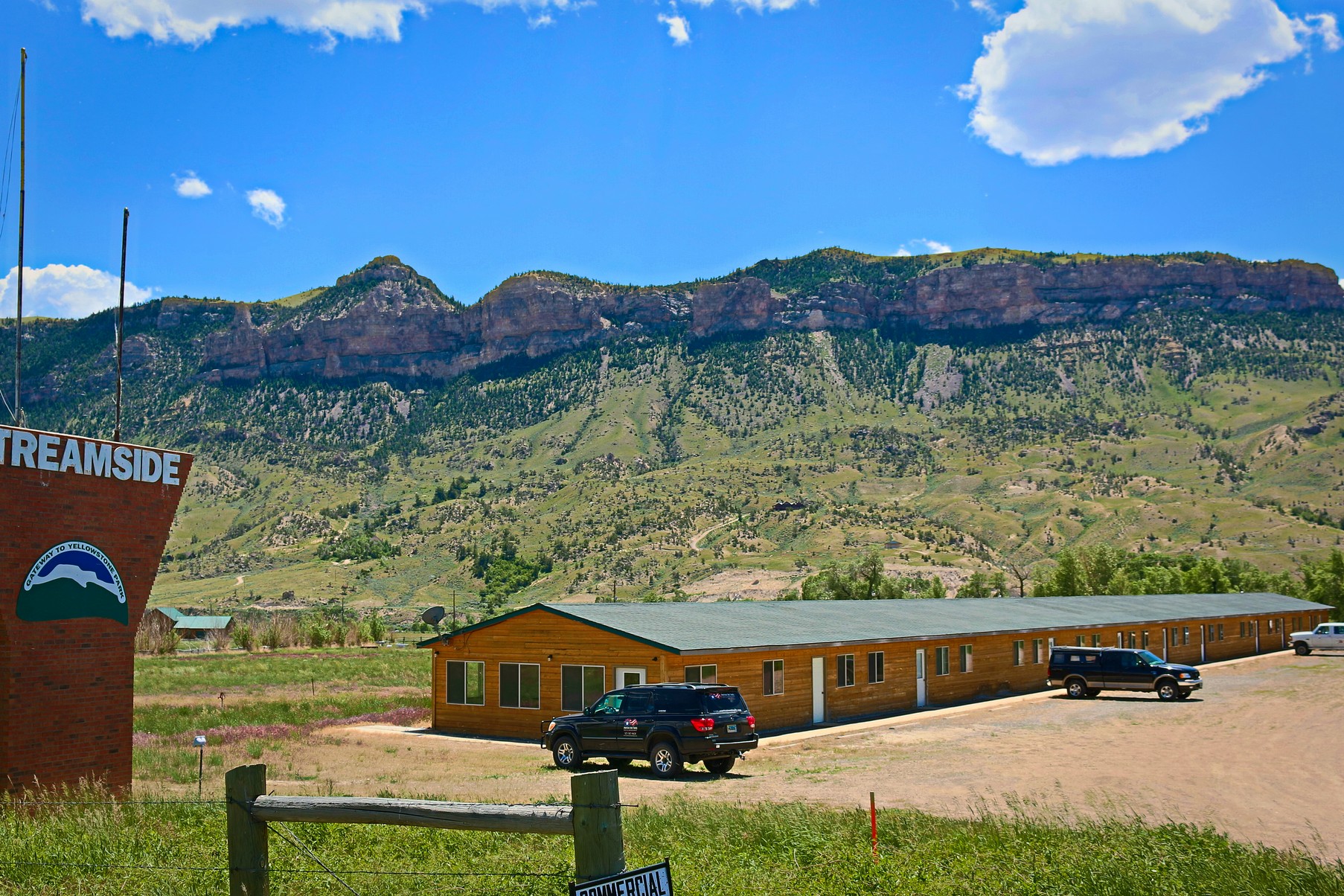 For Sale 3656 N Fork Highway, Cody WY 82414