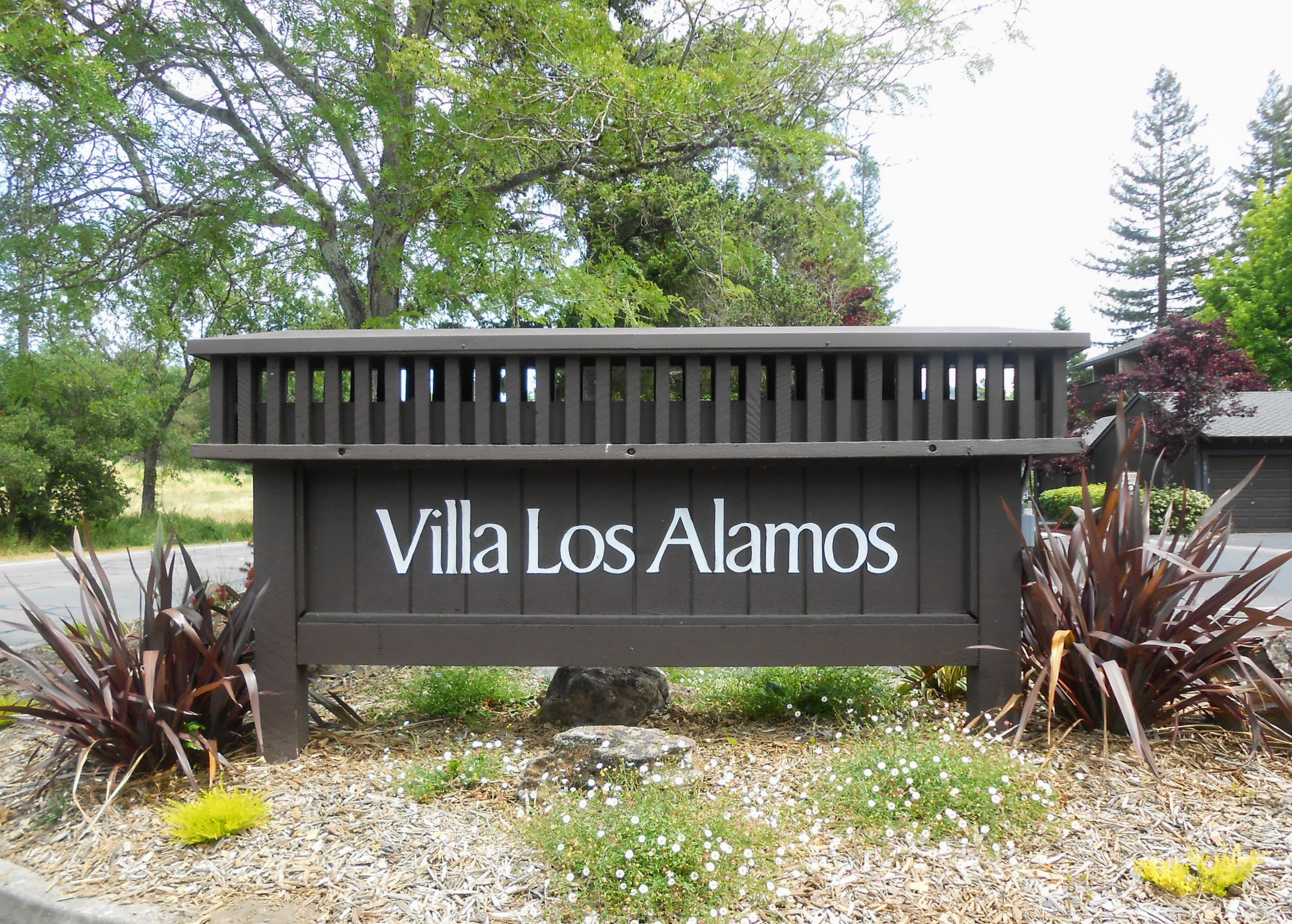 Villa Los Alamos Condominiums in Rincon Valley