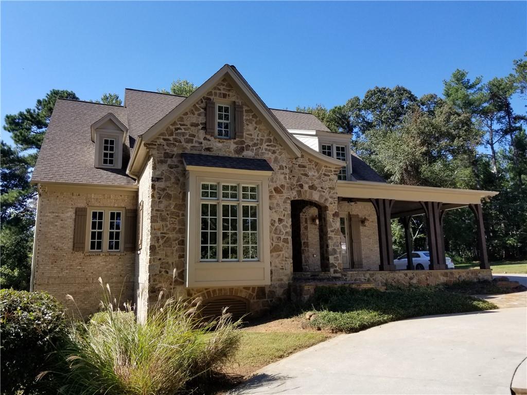 Residential Property for Sale in Cumming, GA at 975,50