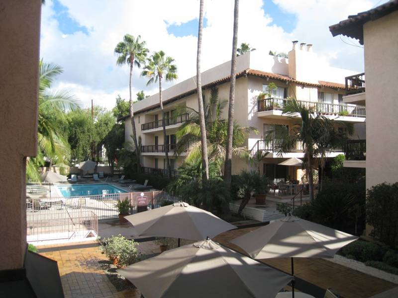 Casa Pasadena Condos at 1127 East Del Mar Boulevard