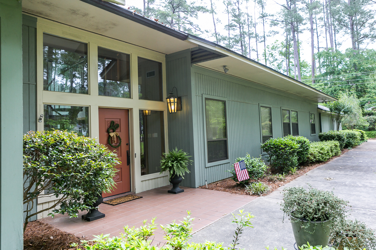 New Listing 109 Llanfair