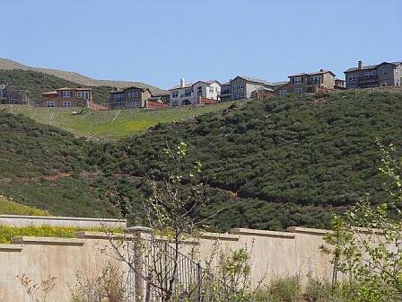 San_Elijo_housing_detached_homes_on_hill_2.jpg