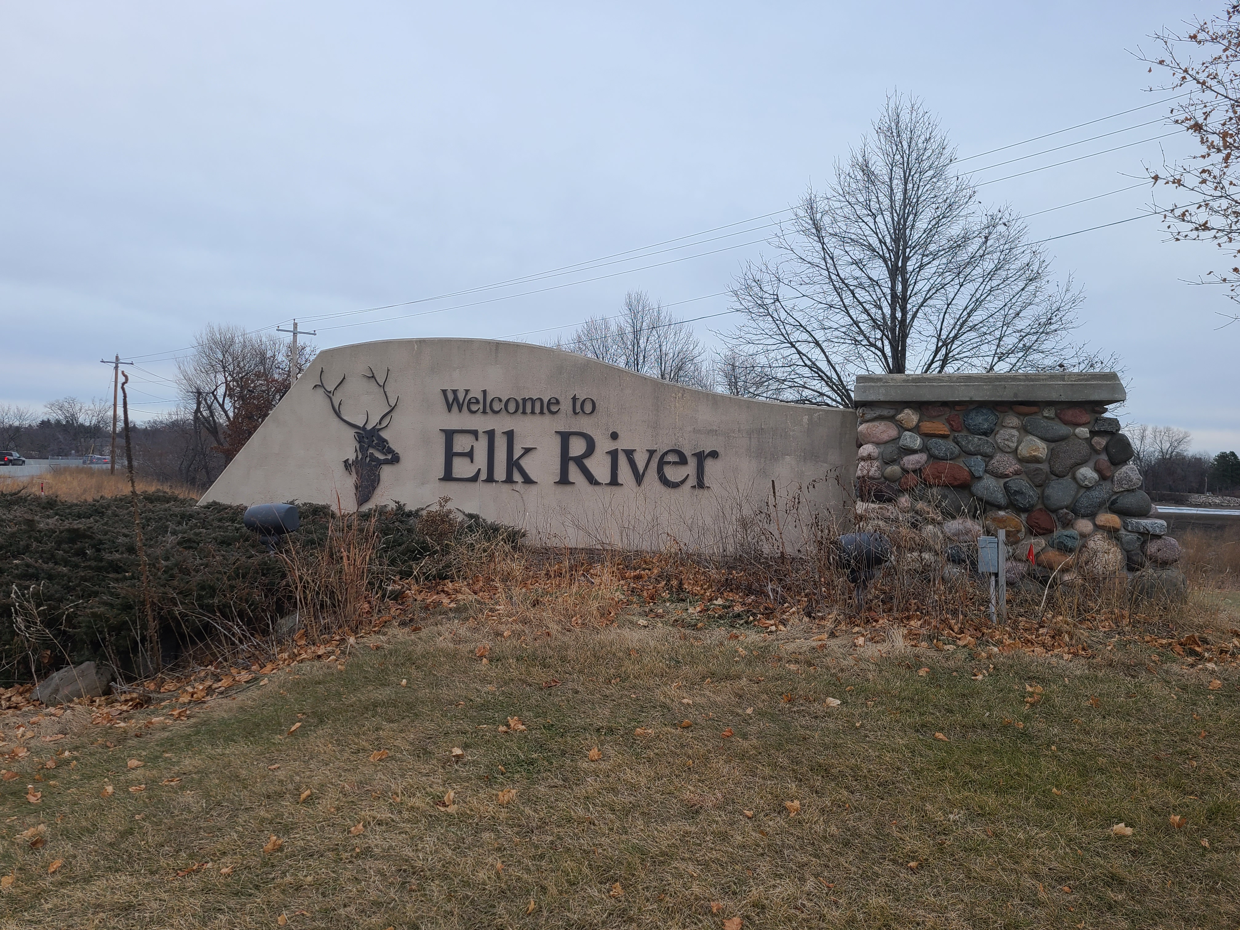 Elk_River_MN_Marquis_sign.jpg