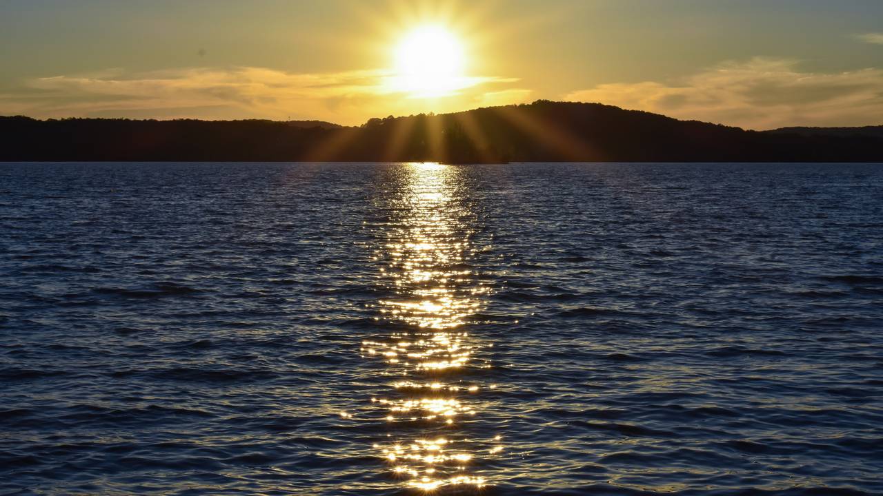 Table_Rock_Lake_sunset.jpg