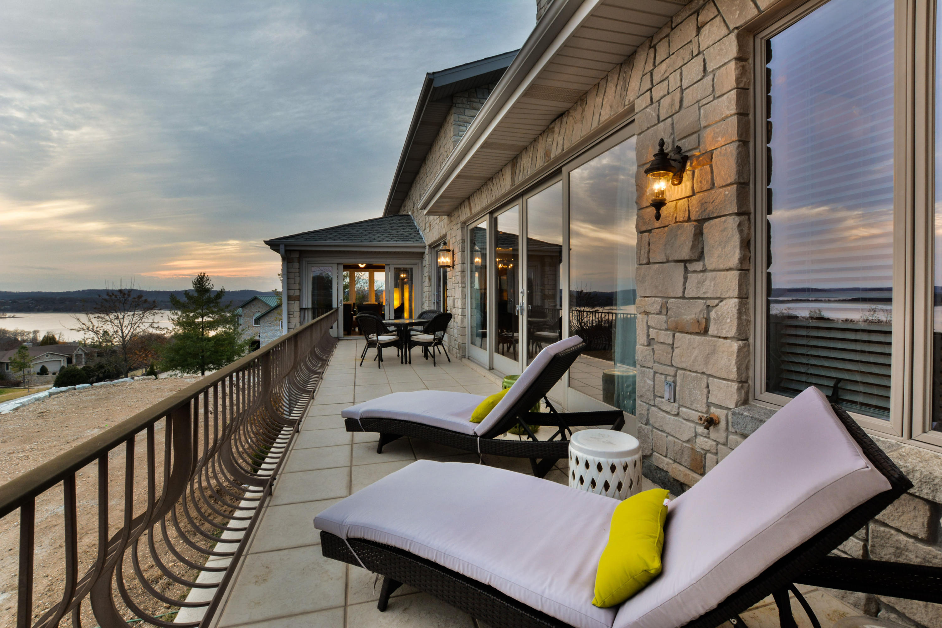 Table Rock Lake Living for your? Luxury lake living.