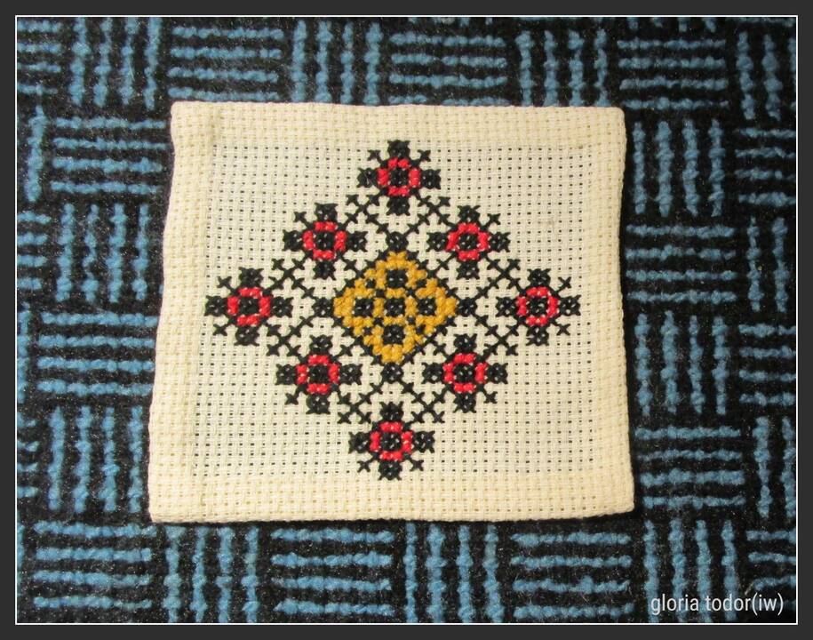 Ukrainian_Embroidery_.jpg