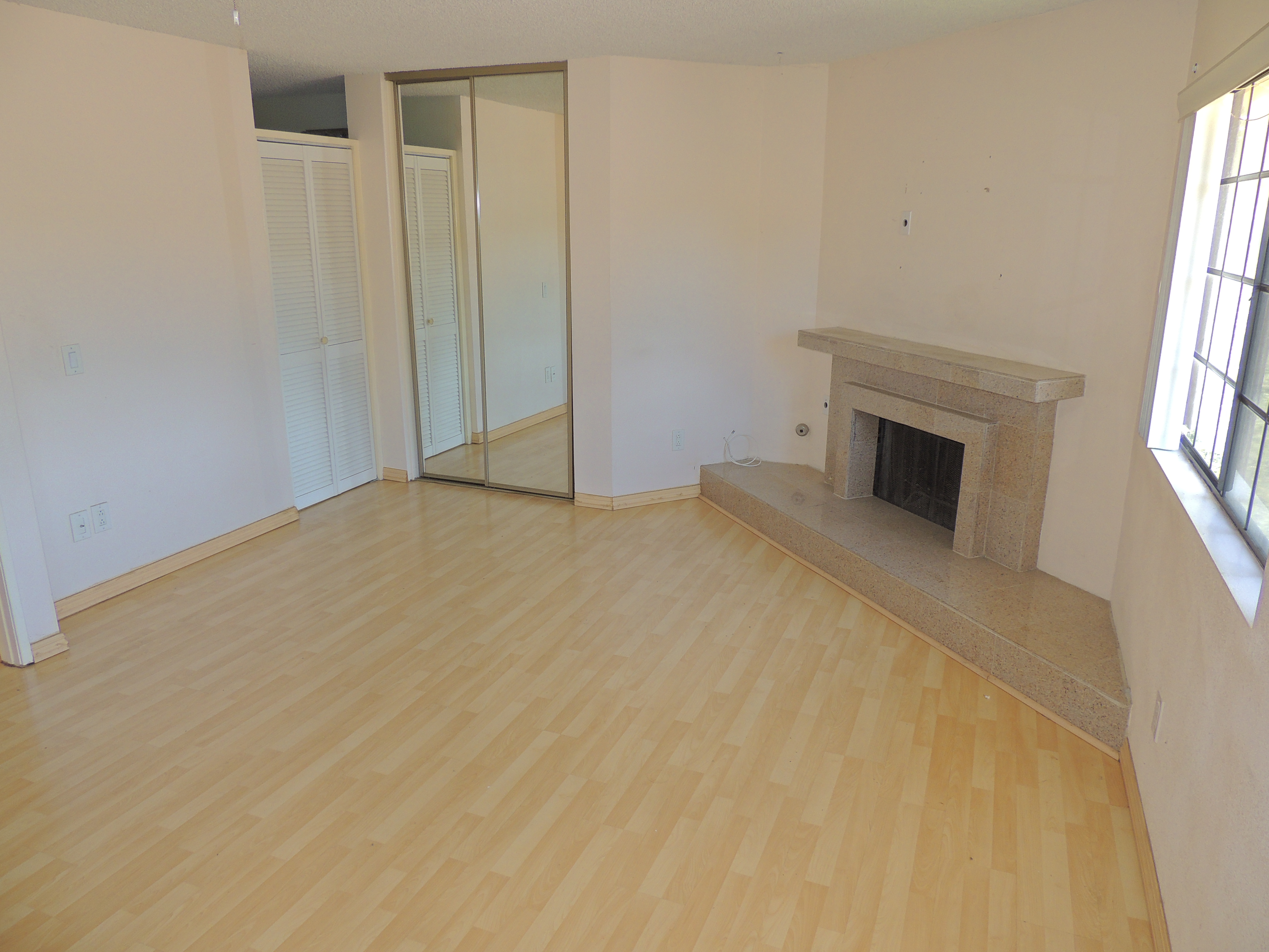 Diamond Bar Condo Near Great School!