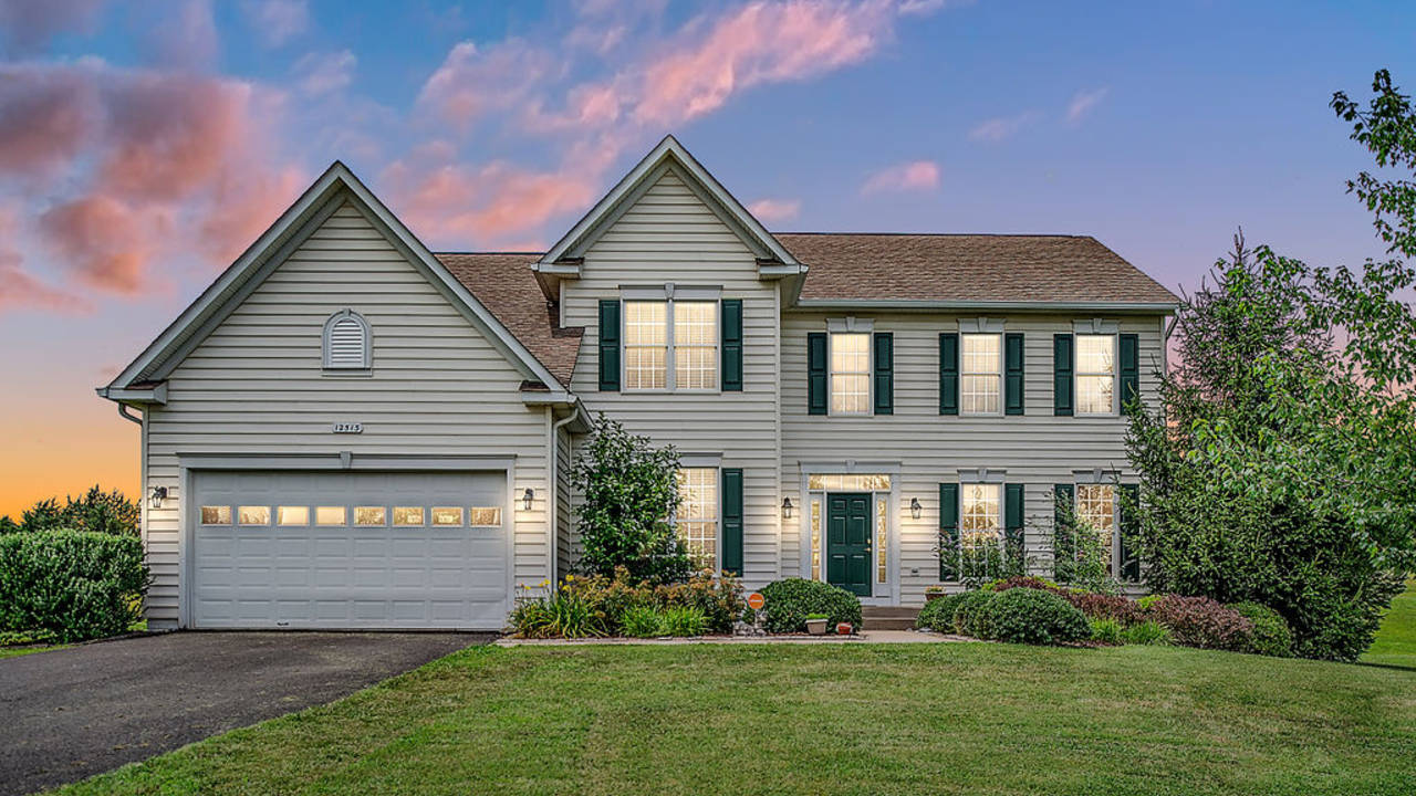 Twlight12513SherwoodForrestDrive.jpg