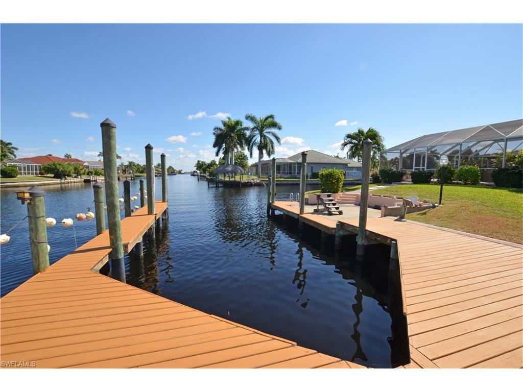 Gulf Access Pool Homes in Cape Coral FL