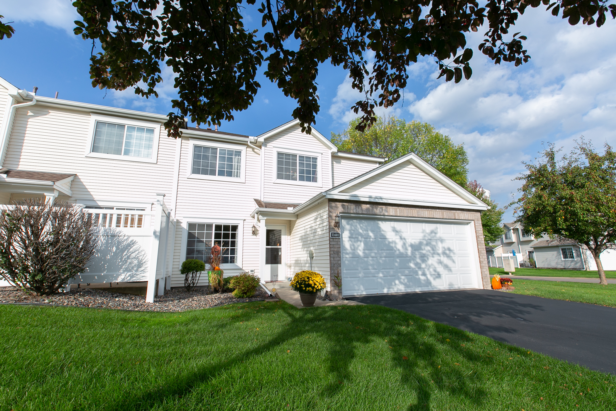 Sweet Townhome for sale in Champlin! SOLD!!