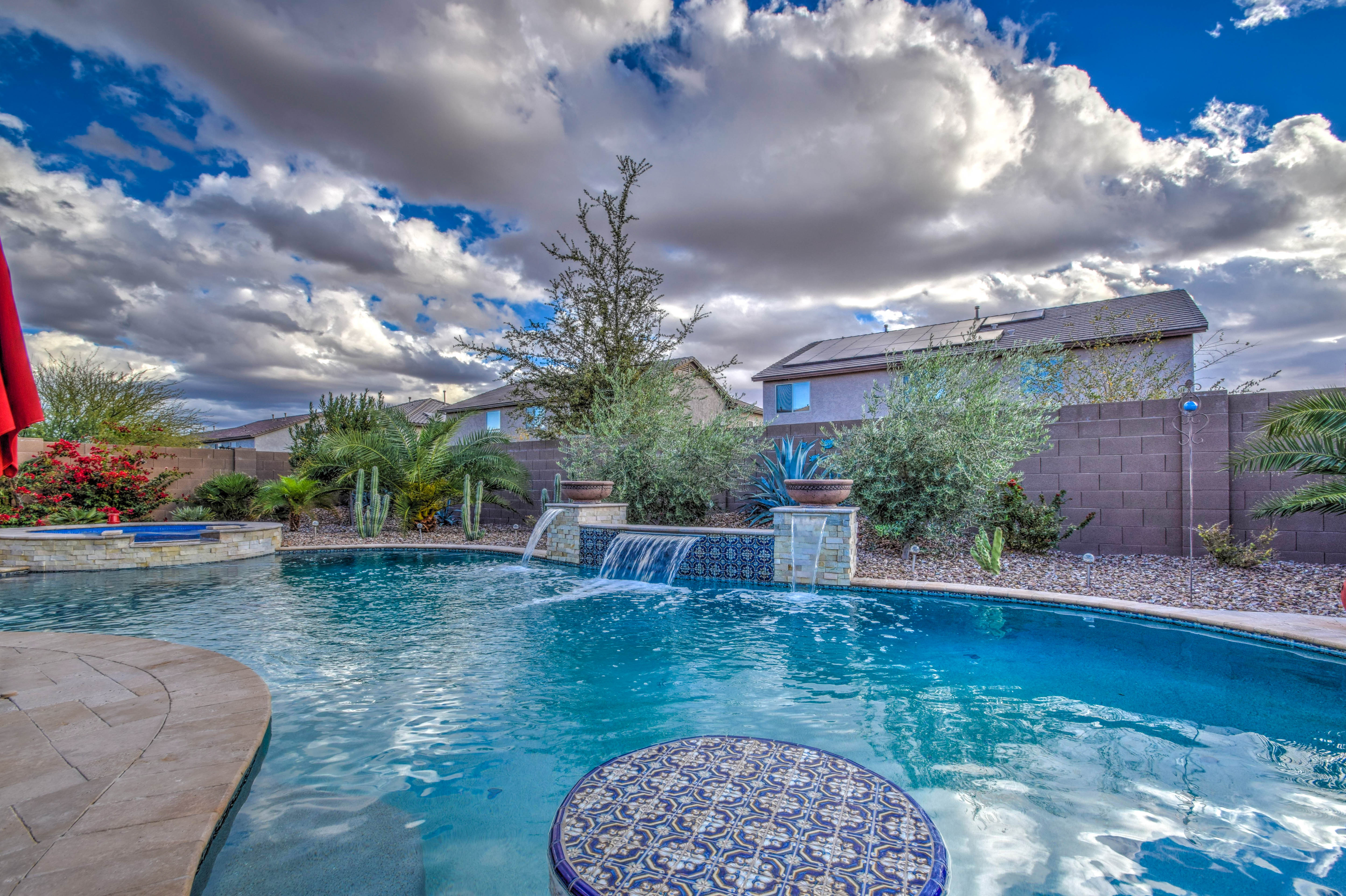 Beautiful Anthem Home With A Pool!