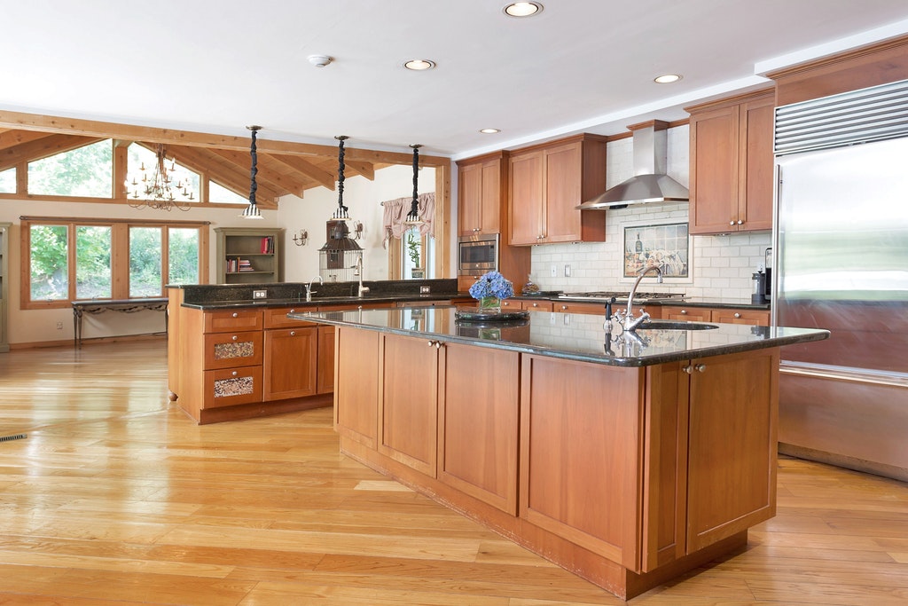 PRICE JUST REDUCED Pocantico Hills NY 10591 Large C