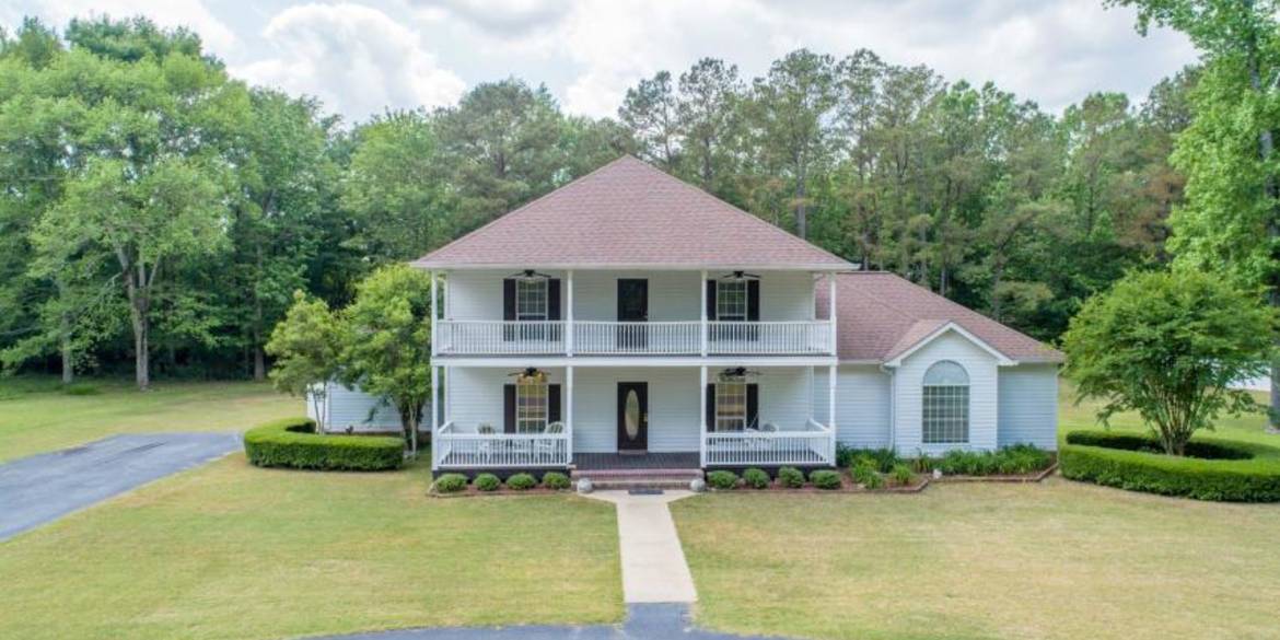 218 Stevens Grove West Point, MS 39773