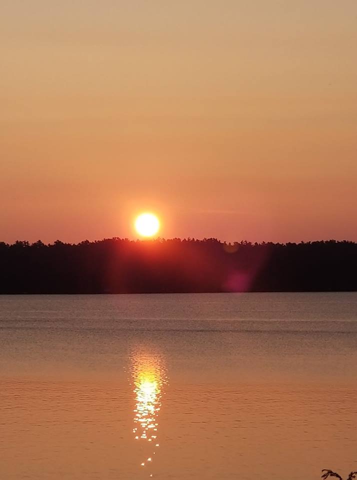sunrise_lake.jpg