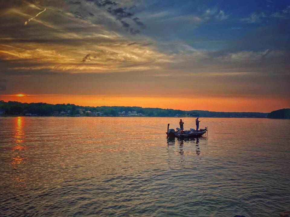 Apple_Valley_Lake_Sunset_Fishing_photo_by_REALTOR_Sam_Miller.jpeg