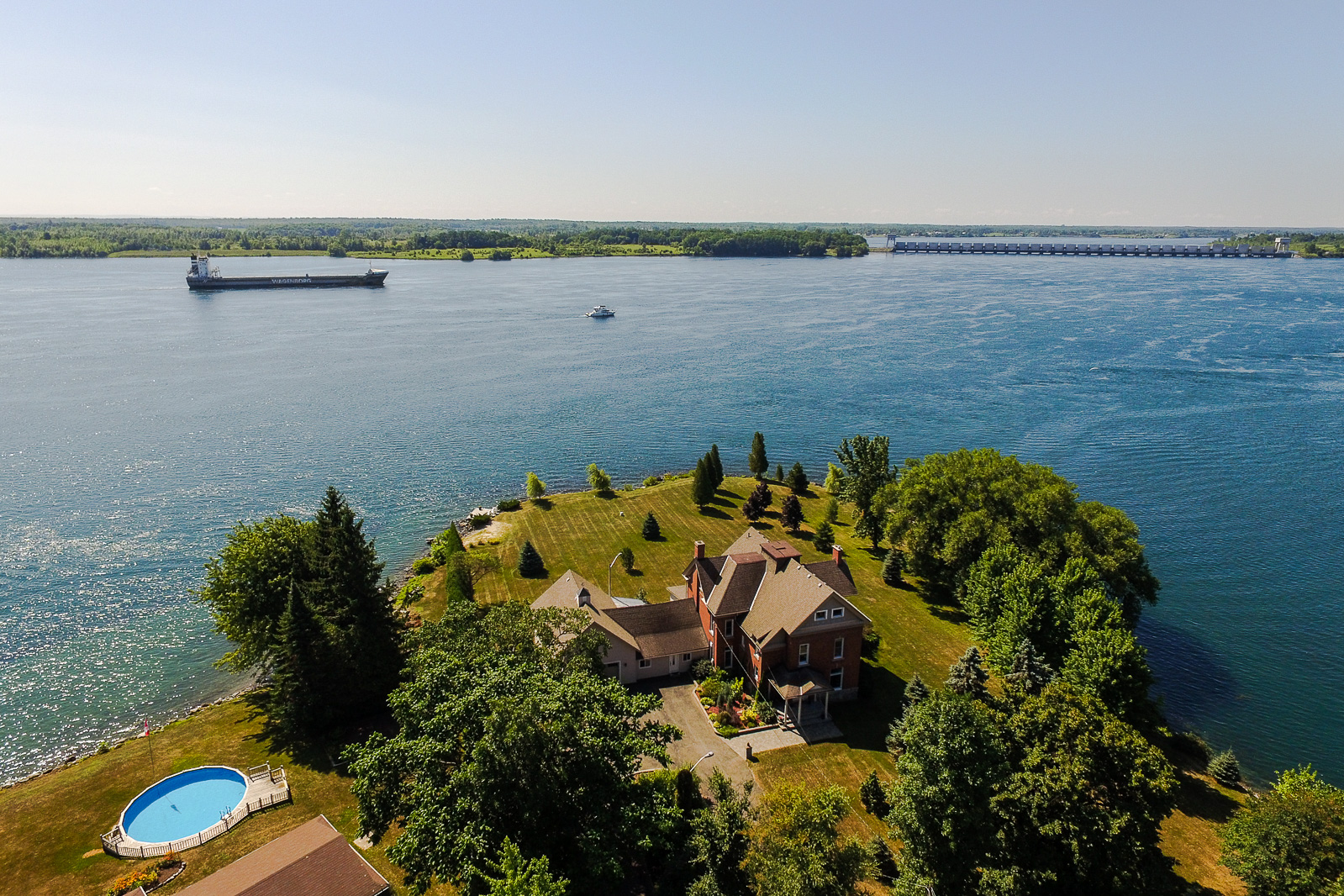 Look what under 750K USD will buy you on the St Lawren