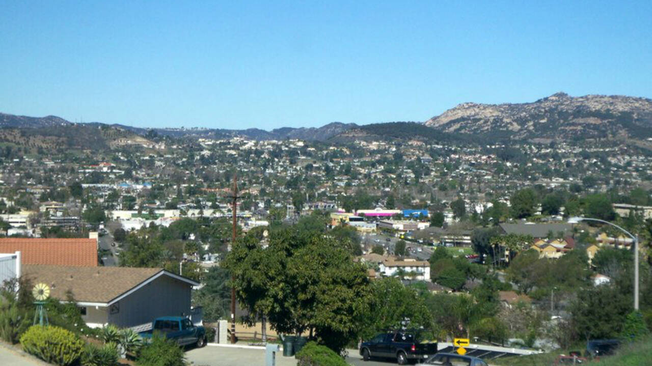 Escondido_homes.jpg