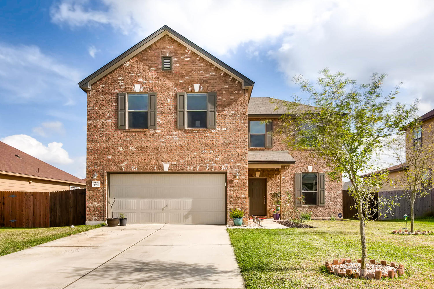 2 Story Brick Home For Sale!