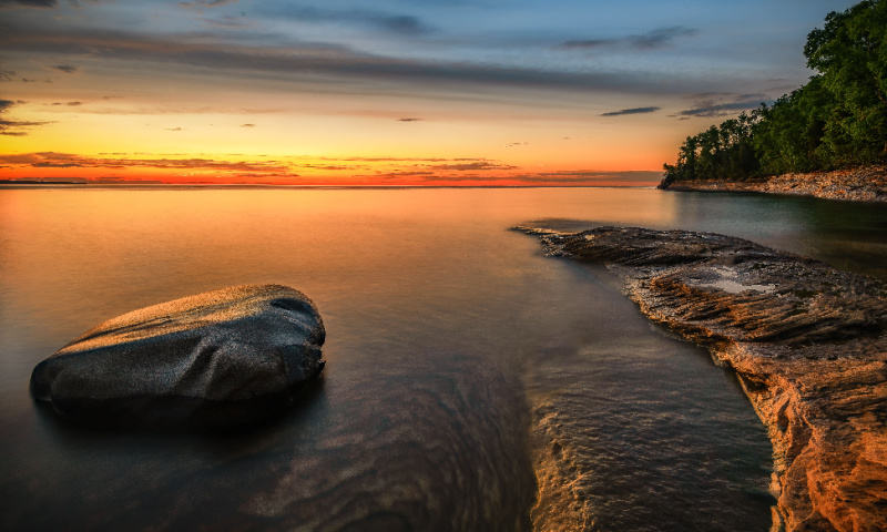 twilight-pictured-rocks-national-lakeshore.jpg